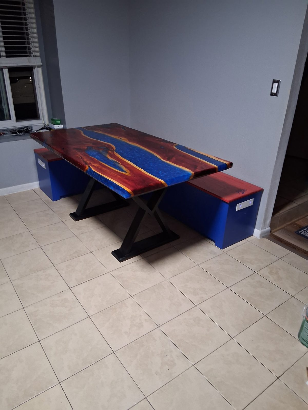 The Polo LED River Table — photo 1 of 4